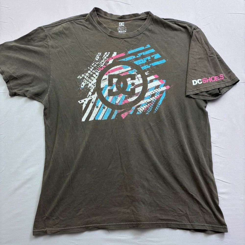 DC Shoes Mens Graphic‎ T-Shirt XL Faded Black Distressed Skater Y2K Grunge Tee